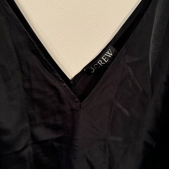 J. Crew NWT Carrie V-neck camisole in silk Black Size XL - Picture 2 of 7